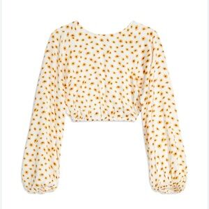 WeWoreWhat NWT Billow SleeveTop in Ditsy Daisies Print (L)